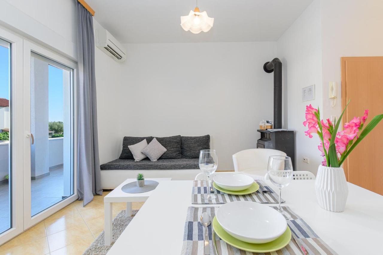 Apartmani Vita, Liznjan - Apartman 2 Eksteriør billede