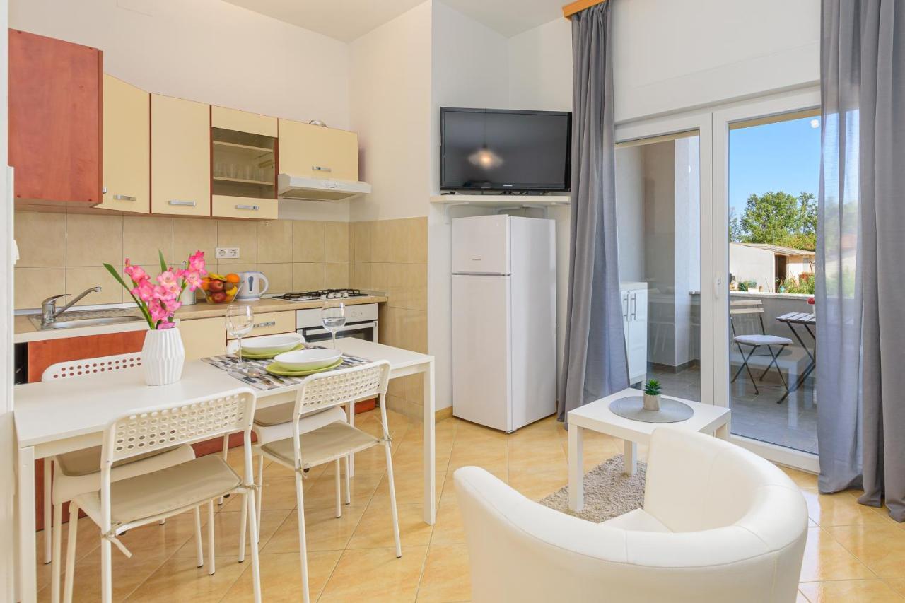 Apartmani Vita, Liznjan - Apartman 2 Eksteriør billede